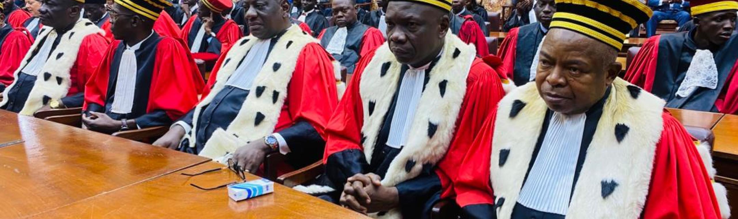 DECISION FIXANT LA DATE DE LA PREMIERE SESSION CRIMINELLE ORDINAIRE DE LA COUR D’APPEL DE BANGUI
