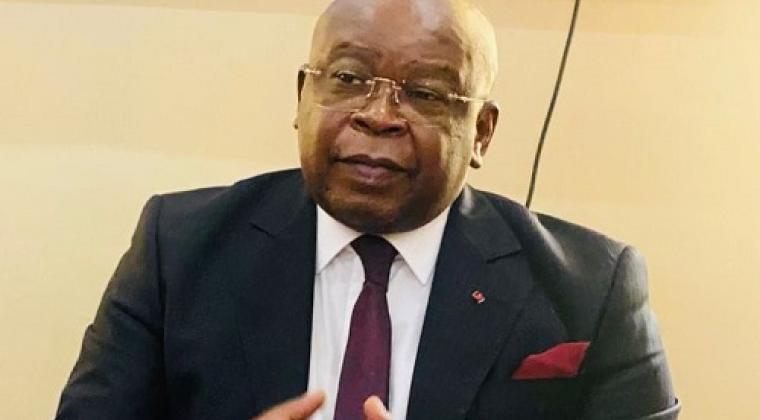 Dans le cadre de la dynamique de réforme institutionnelle en République centrafricaine, le Ministère de la Justice a organisé, le mardi 26 août 2025, à l’Alliance française de Bangui, un atelier d’induction consacré à la réforme de la Commission nationale des droits de l’homme et des libertés fondamentales (CNDHLF). La cérémonie d’ouverture des travaux a été présidée par le Magistrat Julius Rufin NGOUADE-BABA, Chargé de mission en matière des droits de l’homme au sein du ministère, représentant personnel du